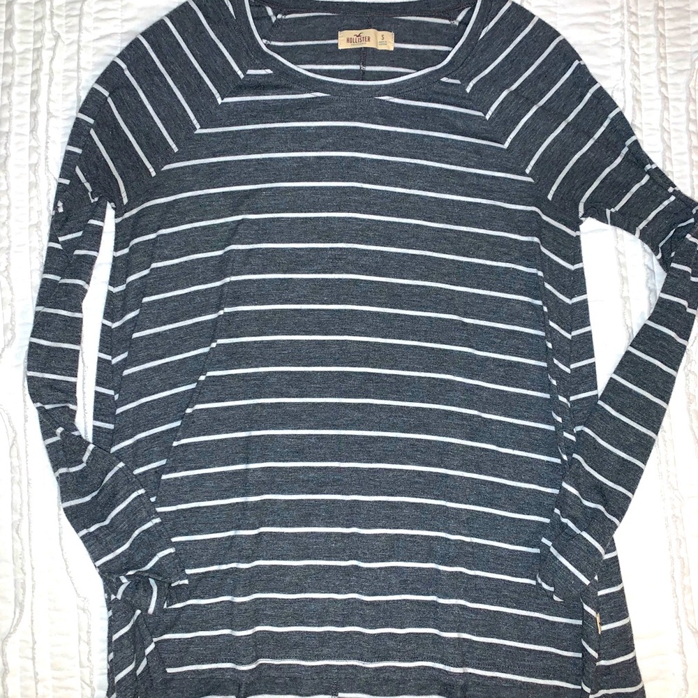 S hollister top
